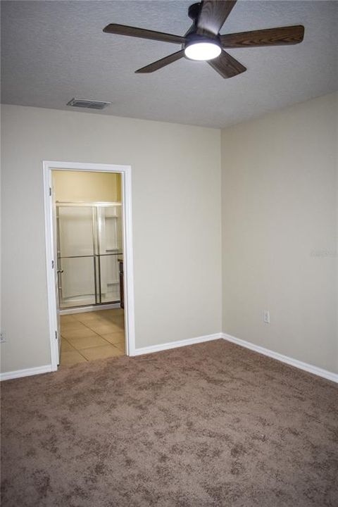 待售: $415,000 (4 贝兹, 2 浴室, 1848 平方英尺)