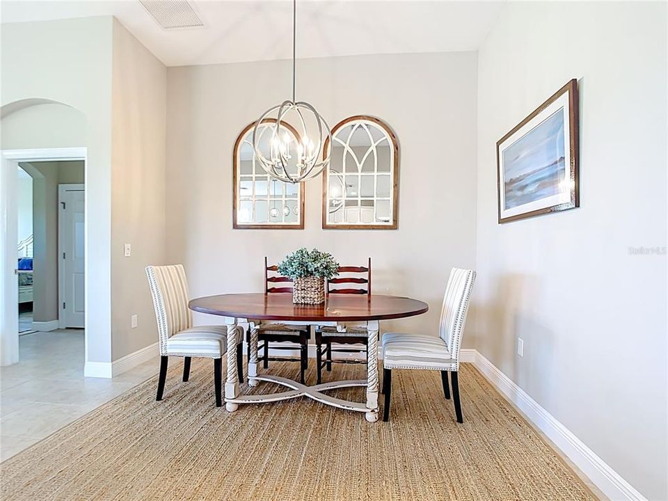 For Sale: $625,000 (3 beds, 2 baths, 2376 Square Feet)