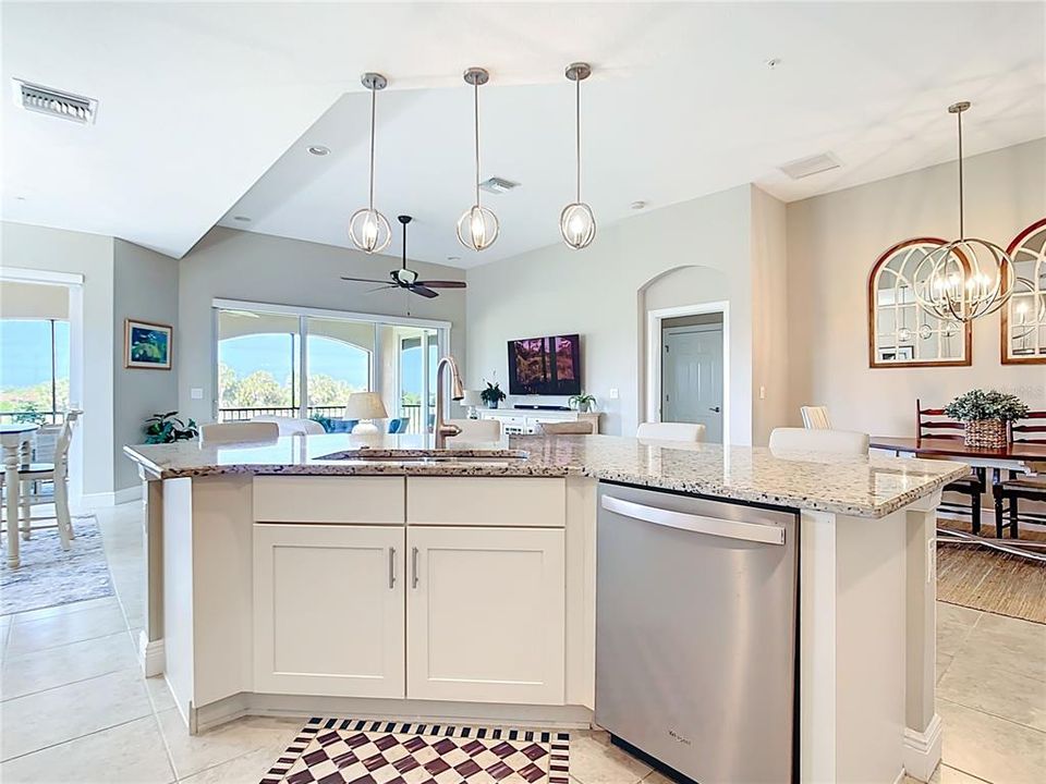 For Sale: $625,000 (3 beds, 2 baths, 2376 Square Feet)