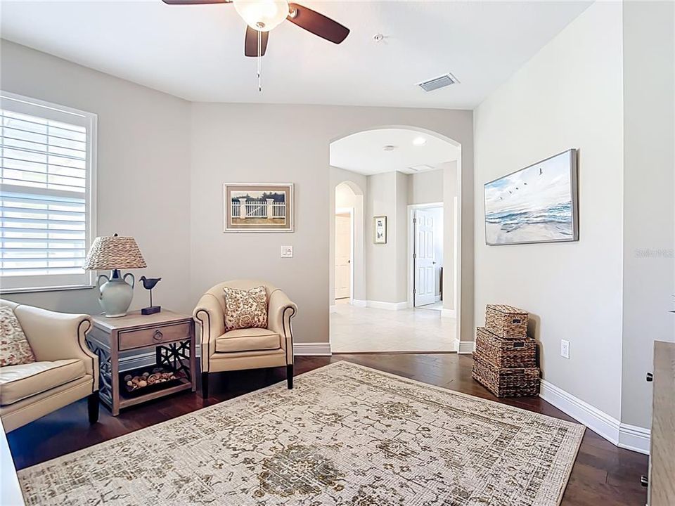 For Sale: $625,000 (3 beds, 2 baths, 2376 Square Feet)