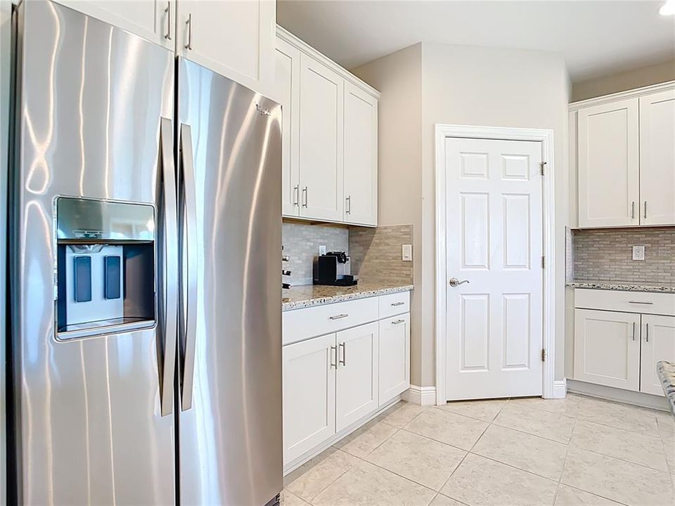 For Sale: $625,000 (3 beds, 2 baths, 2376 Square Feet)