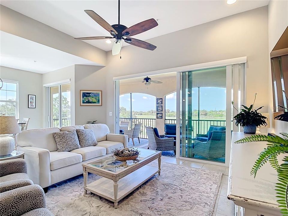 For Sale: $625,000 (3 beds, 2 baths, 2376 Square Feet)