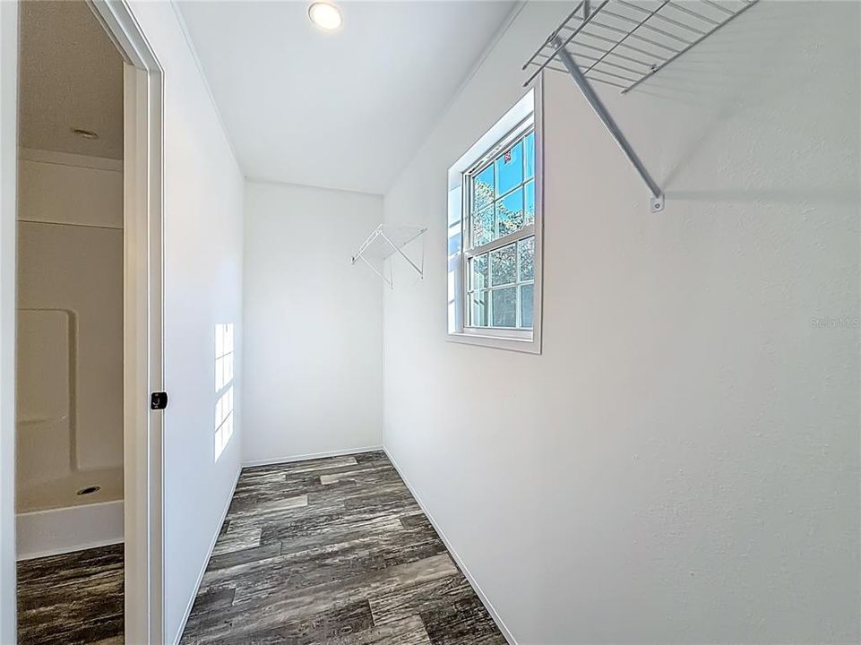 На продажу: $209,000 (3 спален, 2 ванн, 1493 Квадратных фут)