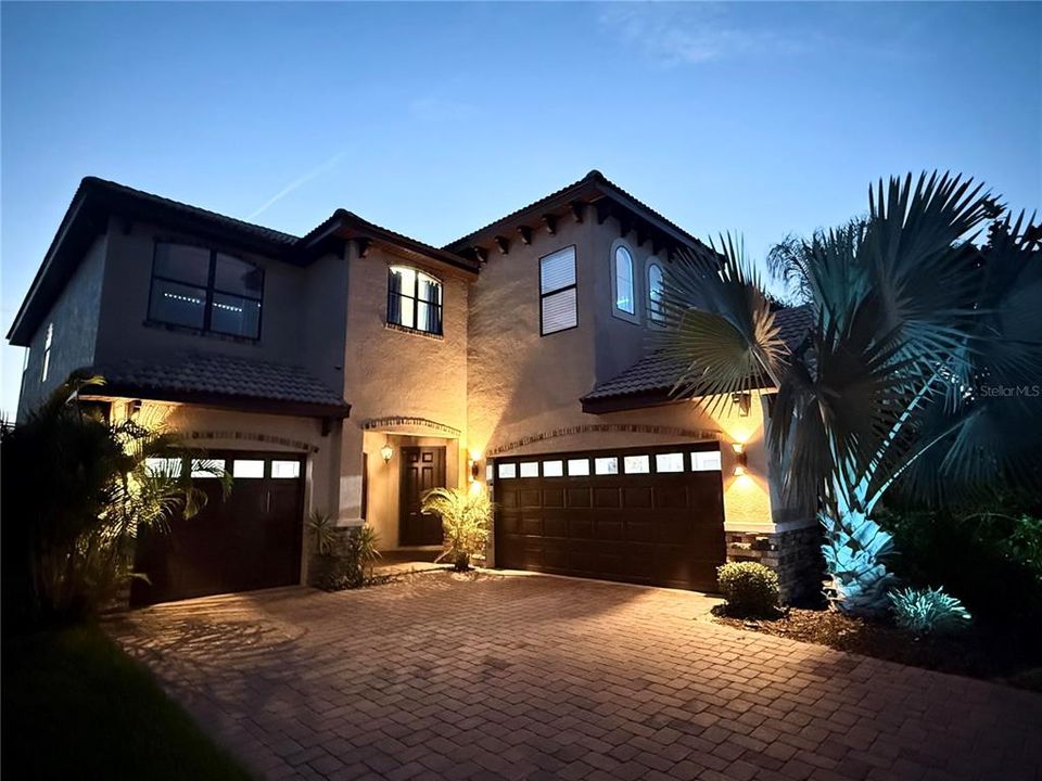 待售: $785,000 (5 贝兹, 5 浴室, 3452 平方英尺)