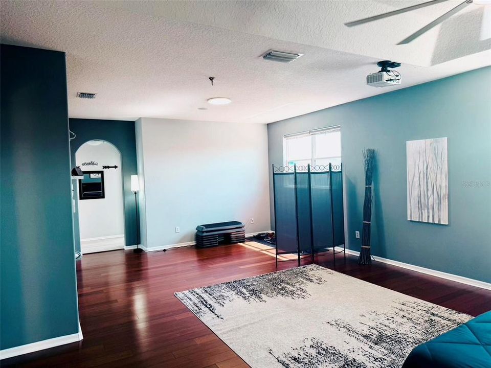 待售: $785,000 (5 贝兹, 5 浴室, 3452 平方英尺)