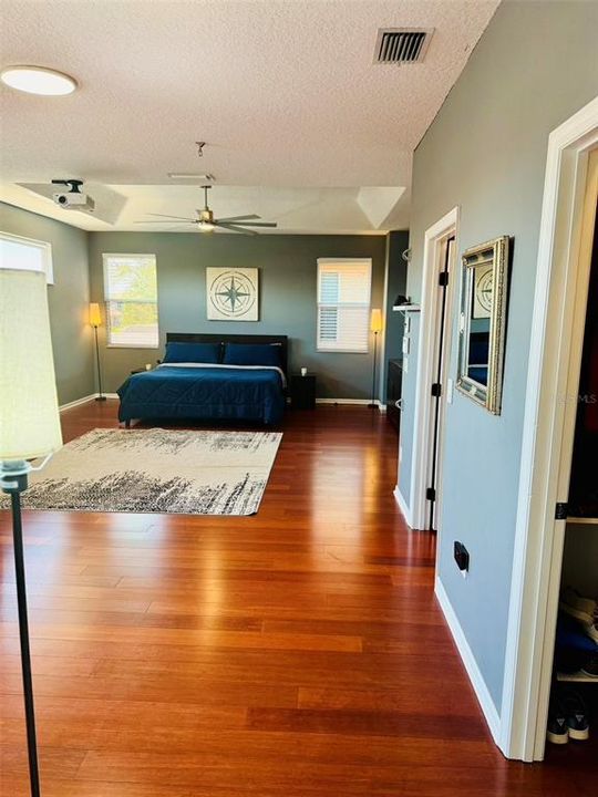 待售: $785,000 (5 贝兹, 5 浴室, 3452 平方英尺)