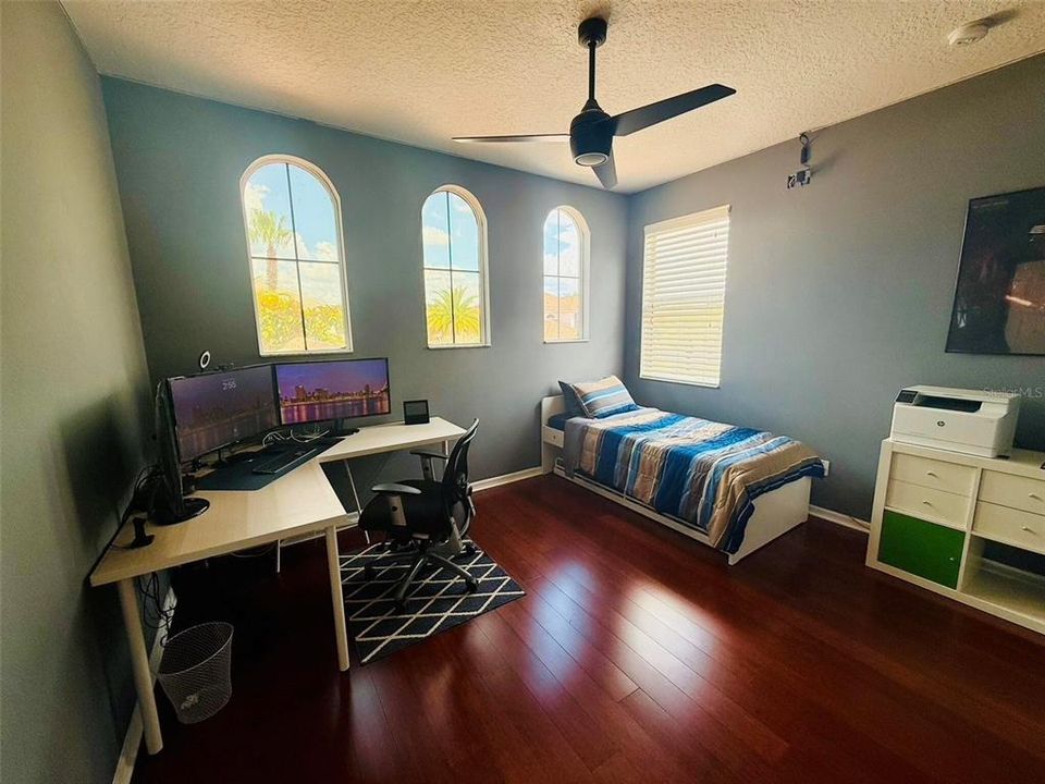 待售: $785,000 (5 贝兹, 5 浴室, 3452 平方英尺)