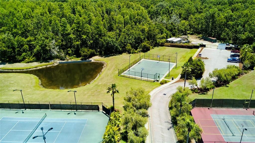 待售: $785,000 (5 贝兹, 5 浴室, 3452 平方英尺)