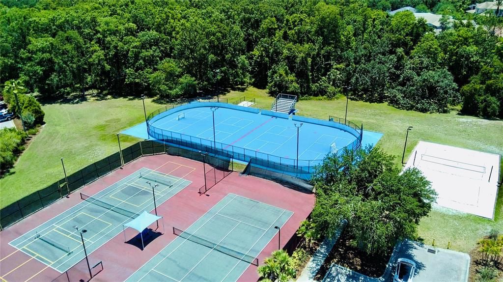 待售: $785,000 (5 贝兹, 5 浴室, 3452 平方英尺)