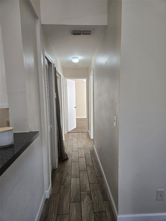 For Sale: $170,000 (2 beds, 1 baths, 1342 Square Feet)