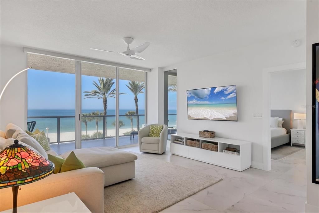 For Sale: $1,950,000 (2 beds, 2 baths, 1350 Square Feet)