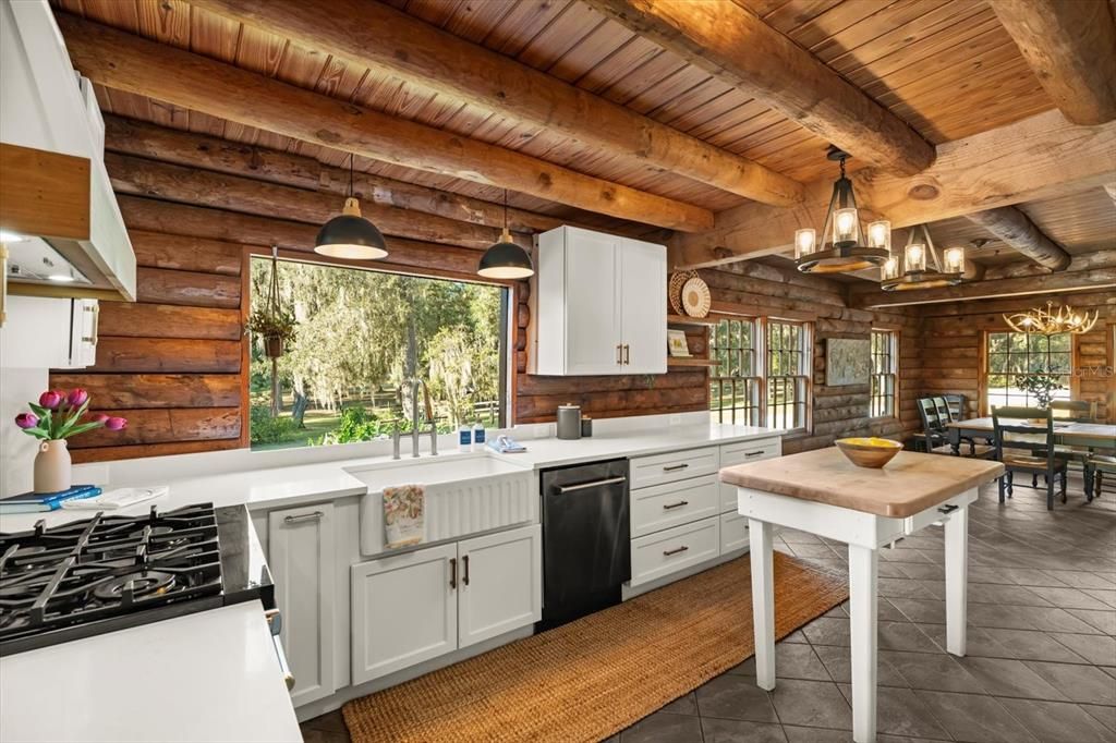 For Sale: $840,000 (4 beds, 2 baths, 2890 Square Feet)