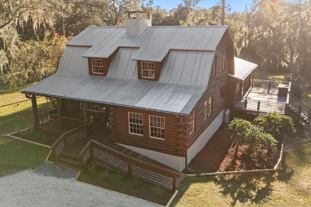 For Sale: $840,000 (4 beds, 2 baths, 2890 Square Feet)