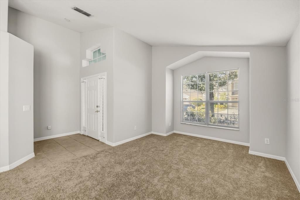 For Rent: $2,600 (3 beds, 2 baths, 1852 Square Feet)