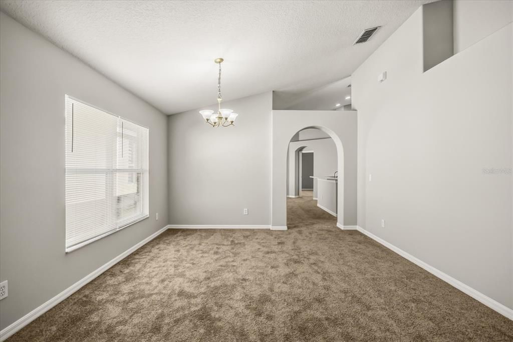 For Rent: $2,600 (3 beds, 2 baths, 1852 Square Feet)