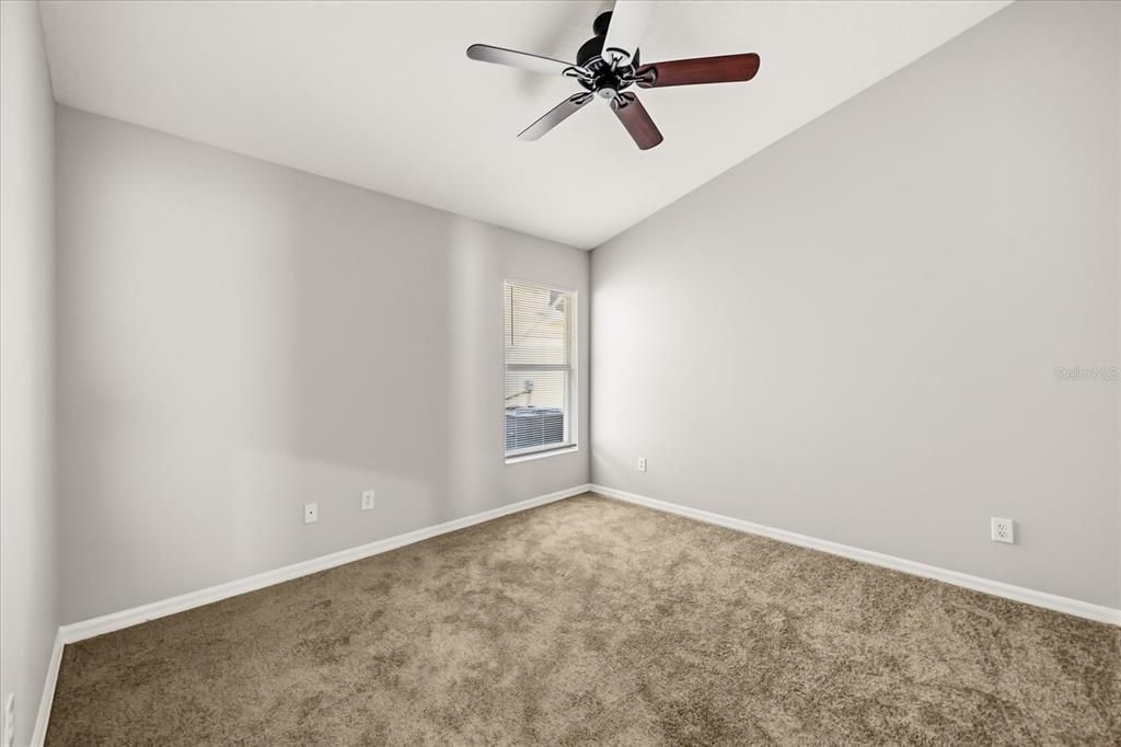 For Rent: $2,600 (3 beds, 2 baths, 1852 Square Feet)