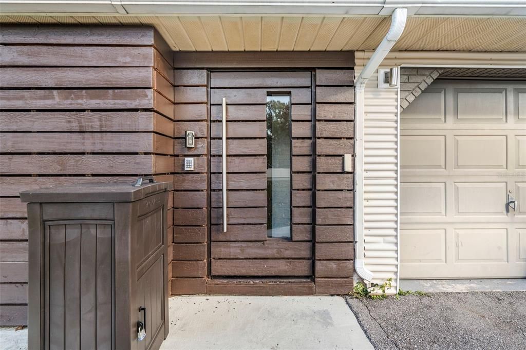 На продажу: $599,000 (3 спален, 2 ванн, 1946 Квадратных фут)