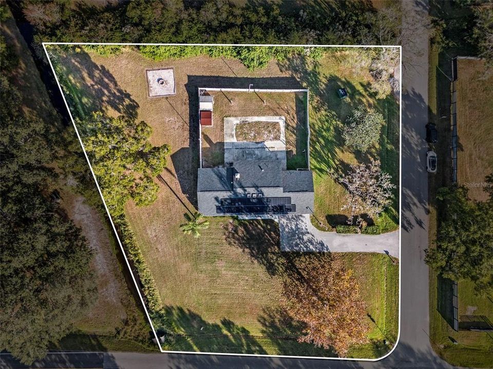 На продажу: $599,000 (3 спален, 2 ванн, 1946 Квадратных фут)