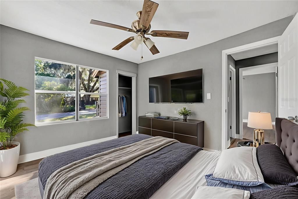 待售: $99,900 (3 贝兹, 2 浴室, 1268 平方英尺)