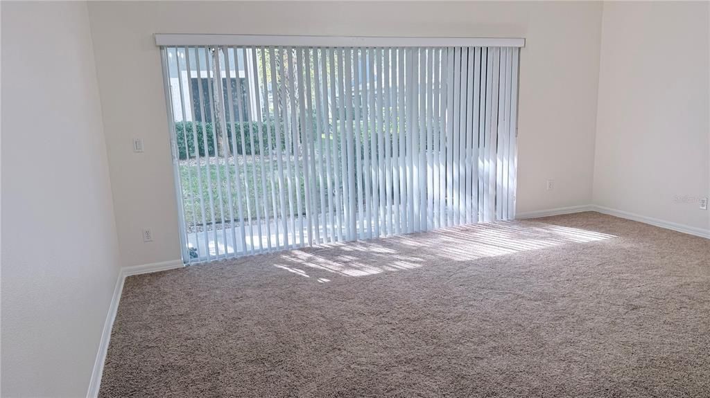 出租: $1,900 (2 贝兹, 2 浴室, 1202 平方英尺)