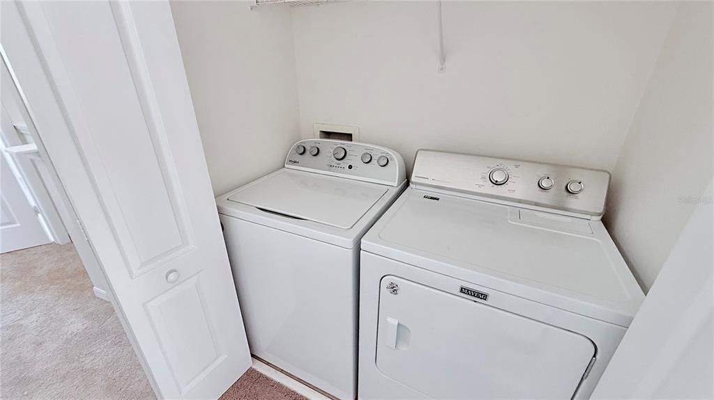 出租: $1,900 (2 贝兹, 2 浴室, 1202 平方英尺)