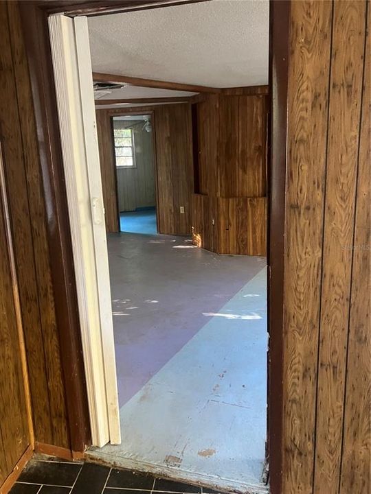 待售: $180,000 (3 贝兹, 2 浴室, 950 平方英尺)