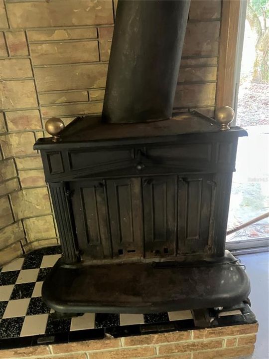 待售: $180,000 (3 贝兹, 2 浴室, 950 平方英尺)