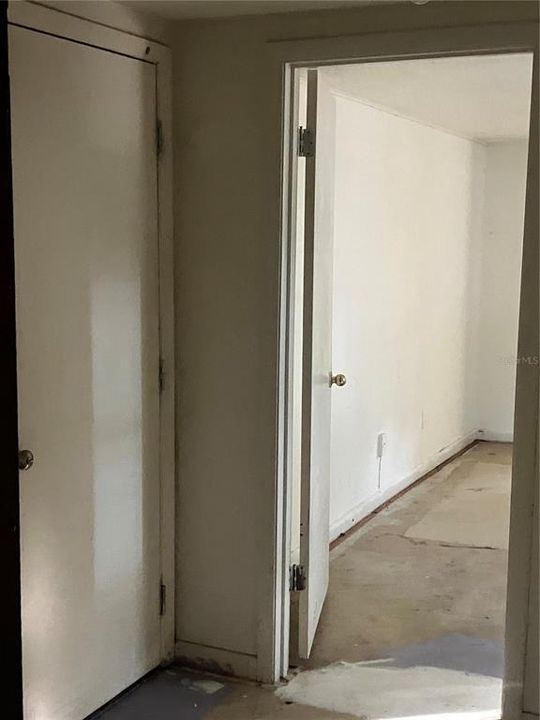 待售: $180,000 (3 贝兹, 2 浴室, 950 平方英尺)