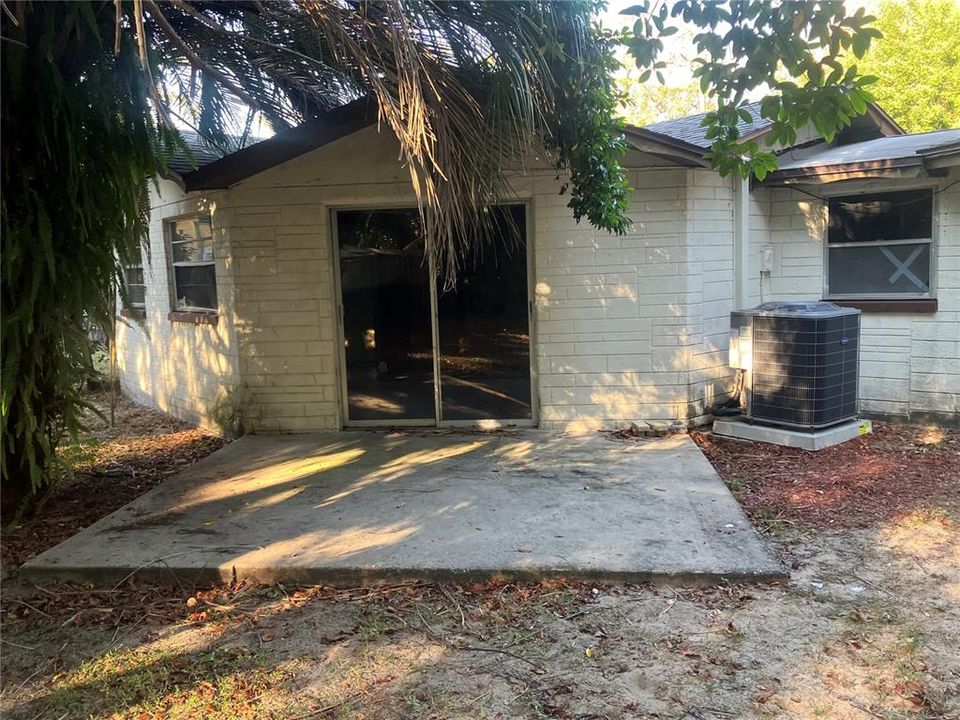 待售: $180,000 (3 贝兹, 2 浴室, 950 平方英尺)