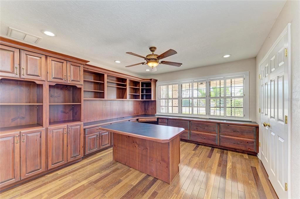 На продажу: $630,000 (3 спален, 3 ванн, 2765 Квадратных фут)