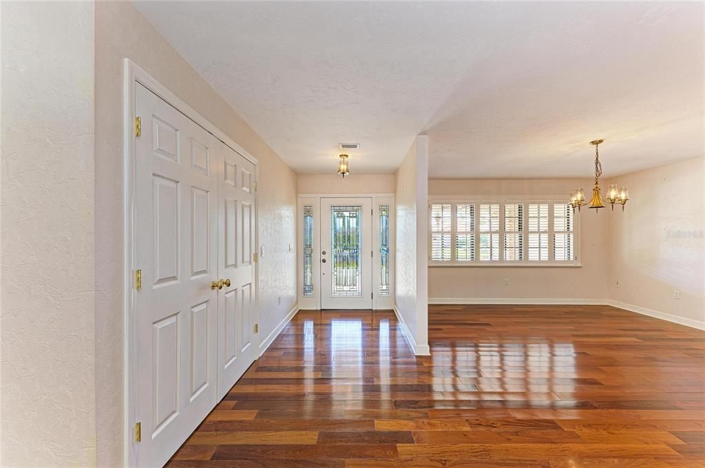 На продажу: $630,000 (3 спален, 3 ванн, 2765 Квадратных фут)