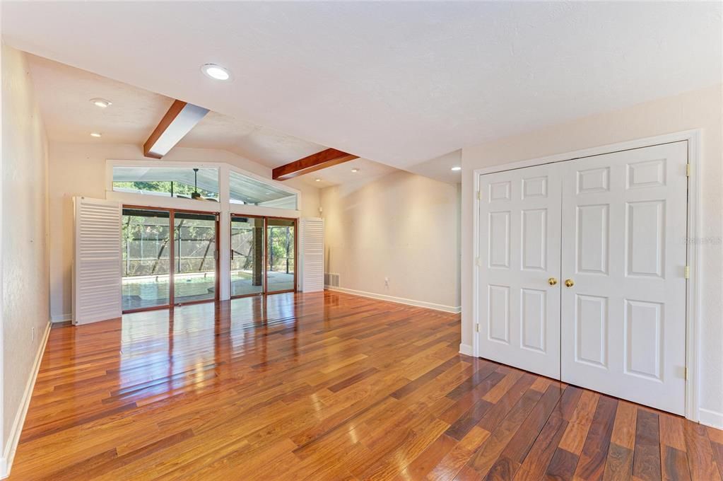 На продажу: $630,000 (3 спален, 3 ванн, 2765 Квадратных фут)