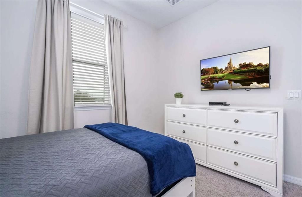 En Venta: $699,000 (5 camas, 4 baños, 3506 Pies cuadrados)