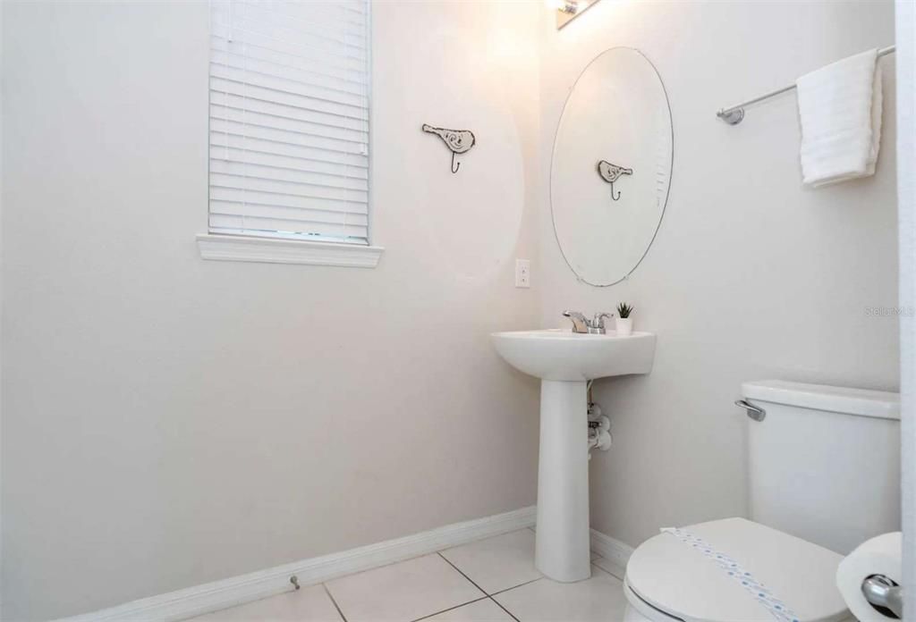 En Venta: $699,000 (5 camas, 4 baños, 3506 Pies cuadrados)