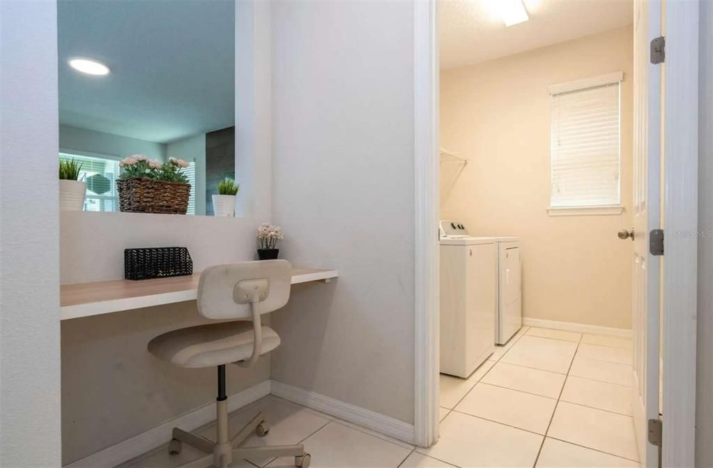 En Venta: $699,000 (5 camas, 4 baños, 3506 Pies cuadrados)