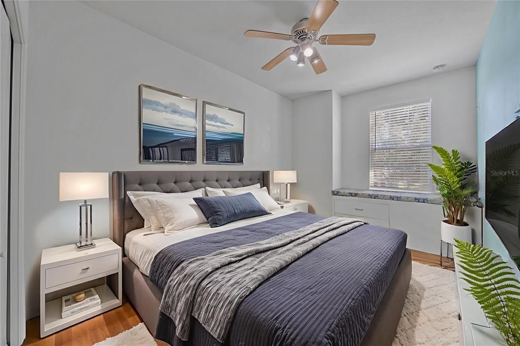 For Rent: $2,150 (3 beds, 2 baths, 1832 Square Feet)