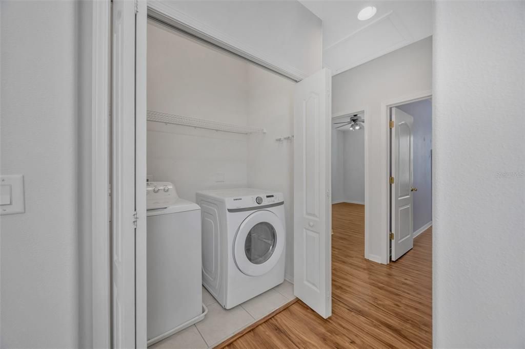 For Rent: $2,150 (3 beds, 2 baths, 1832 Square Feet)