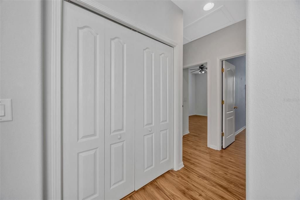 For Rent: $2,150 (3 beds, 2 baths, 1832 Square Feet)