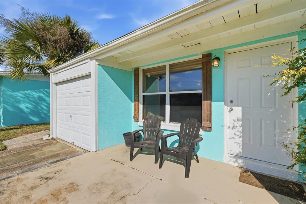 待售: $280,000 (2 贝兹, 1 浴室, 744 平方英尺)