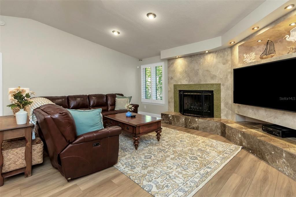 На продажу: $739,000 (3 спален, 2 ванн, 2150 Квадратных фут)