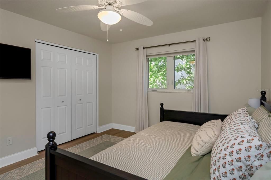 На продажу: $739,000 (3 спален, 2 ванн, 2150 Квадратных фут)