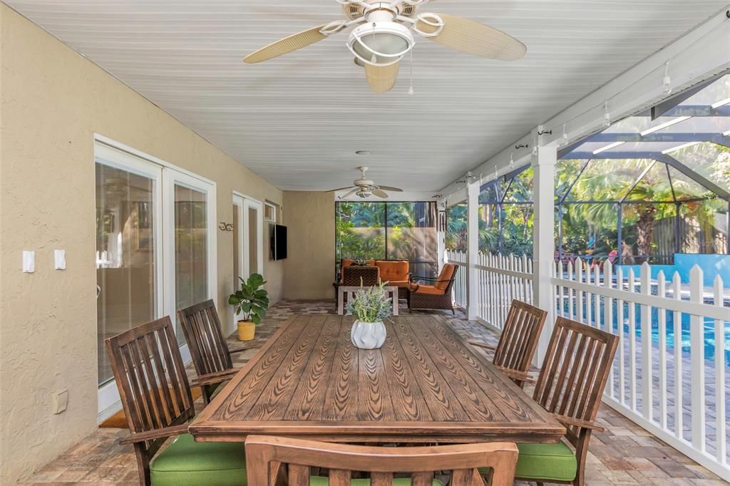 На продажу: $739,000 (3 спален, 2 ванн, 2150 Квадратных фут)