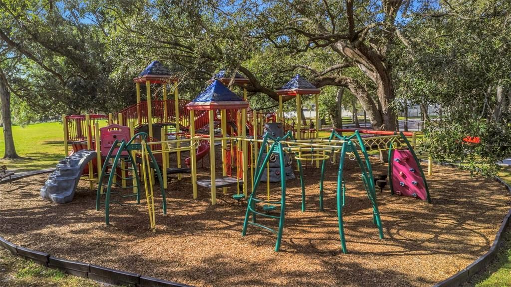 На продажу: $739,000 (3 спален, 2 ванн, 2150 Квадратных фут)