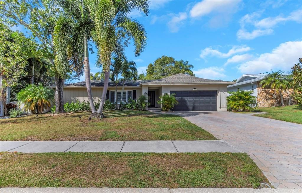 На продажу: $739,000 (3 спален, 2 ванн, 2150 Квадратных фут)