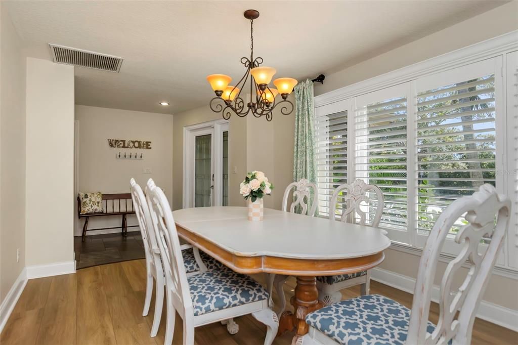 На продажу: $739,000 (3 спален, 2 ванн, 2150 Квадратных фут)