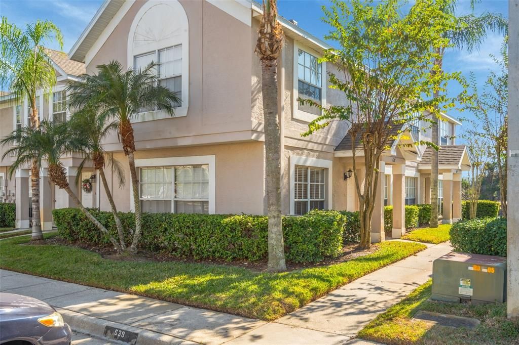 待售: $209,900 (2 贝兹, 1 浴室, 1159 平方英尺)