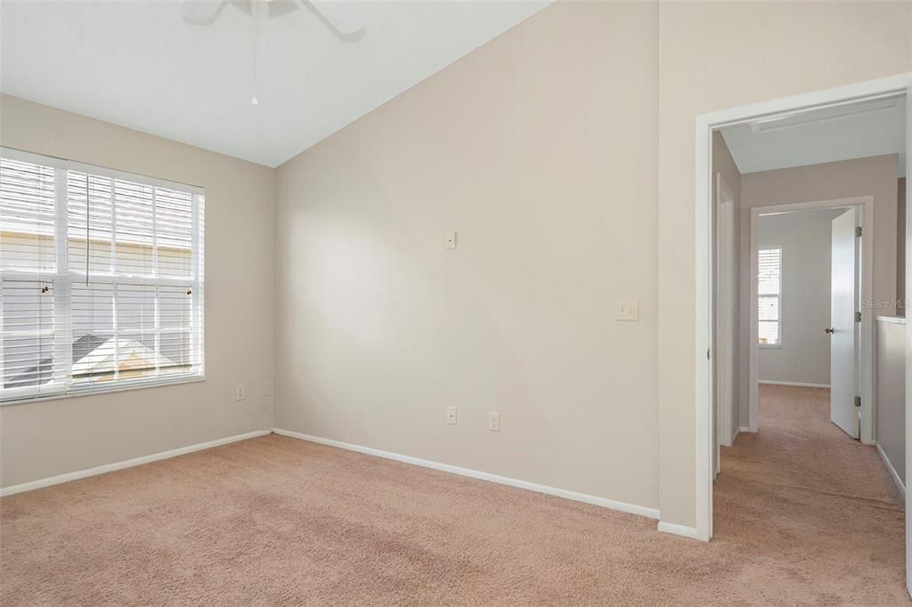 待售: $209,900 (2 贝兹, 1 浴室, 1159 平方英尺)