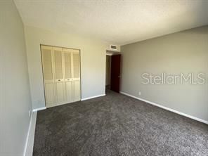 В аренду: $1,900 (2 спален, 1 ванн, 880 Квадратных фут)