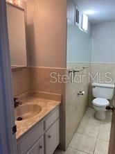 В аренду: $1,900 (2 спален, 1 ванн, 880 Квадратных фут)