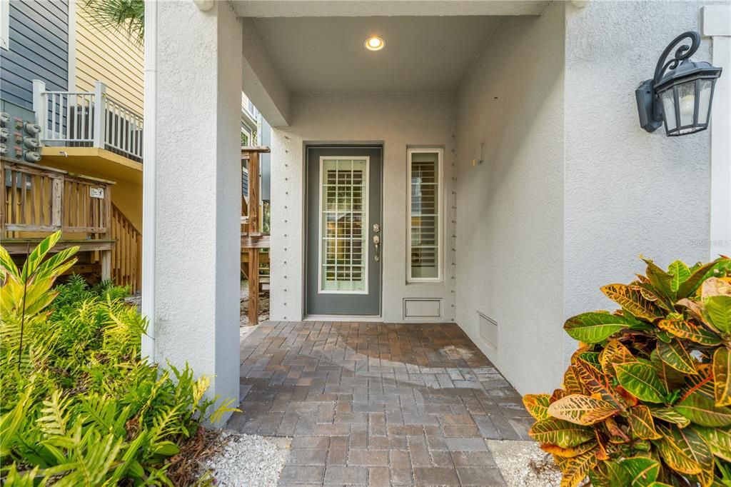 出租: $3,450 (4 贝兹, 3 浴室, 1970 平方英尺)